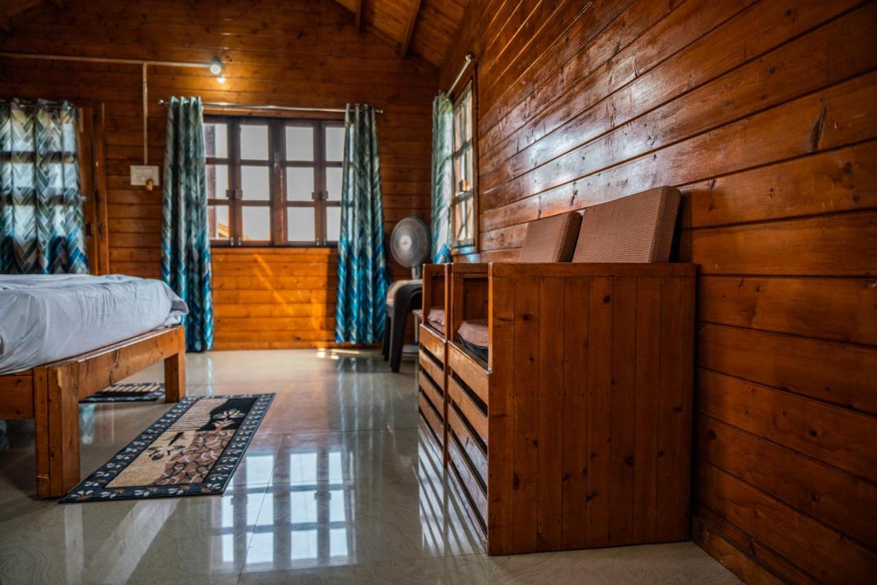 Leo Wodden Resort Hampi Esterno foto